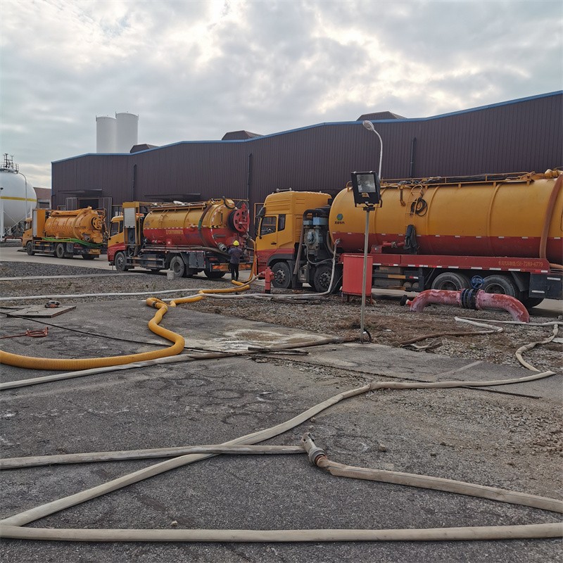 普定污水池清理